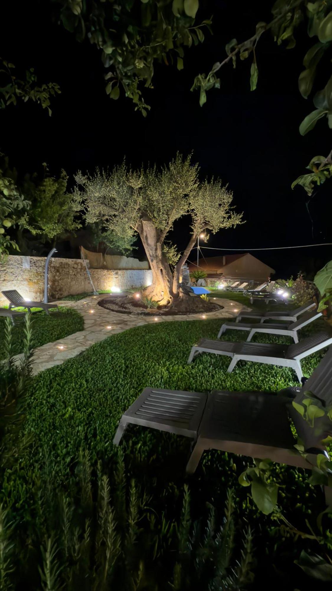 La Locanda Del Curato Rooms Lentiscosa Esterno foto