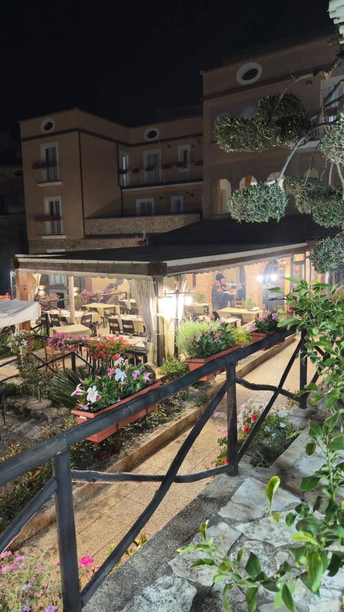 La Locanda Del Curato Rooms Lentiscosa Esterno foto